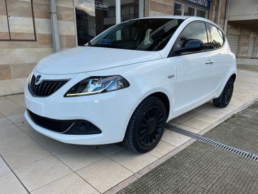 Lancia Ypsilon 1.0 FireFly 5 porte Hybrid Posti - GH272GE