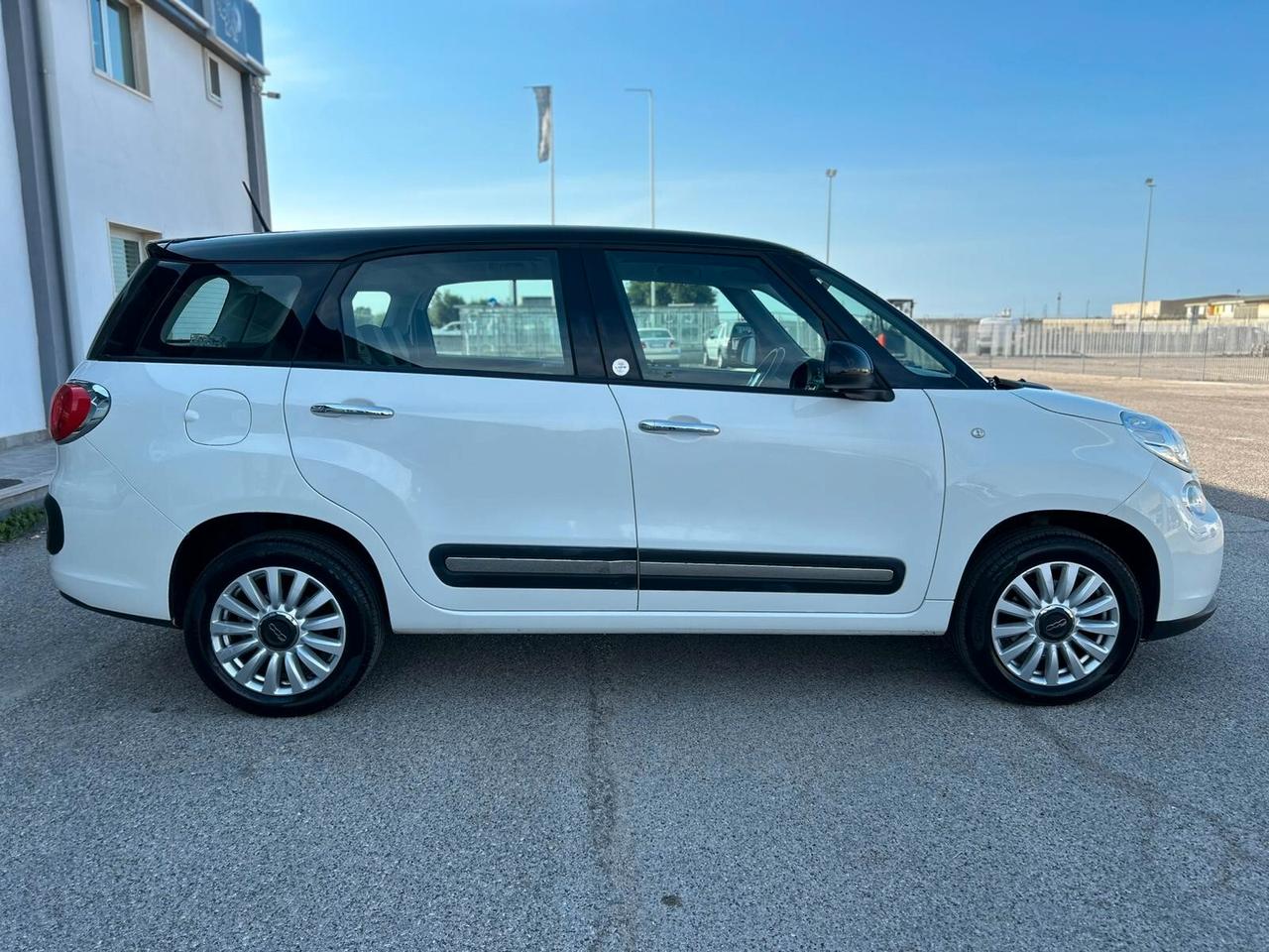 Fiat 500L Living 0.9 TwinAir Turbo Natural Power Lounge