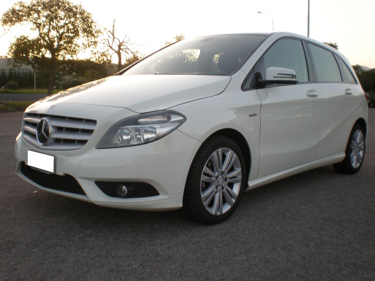 Mercedes classe B 1.5 td 110 cv, da vetrina