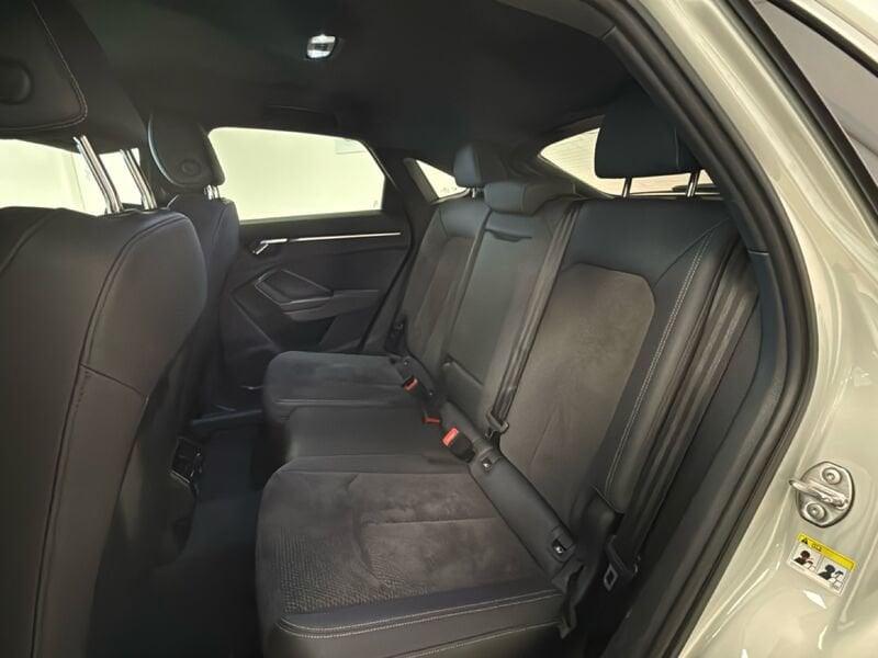 Audi Q3 Sportback 40 TDI quattro S tronic Business Plus