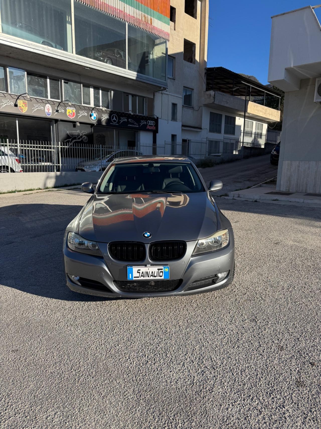 Bmw 318d cat Touring Attiva GARANZIA