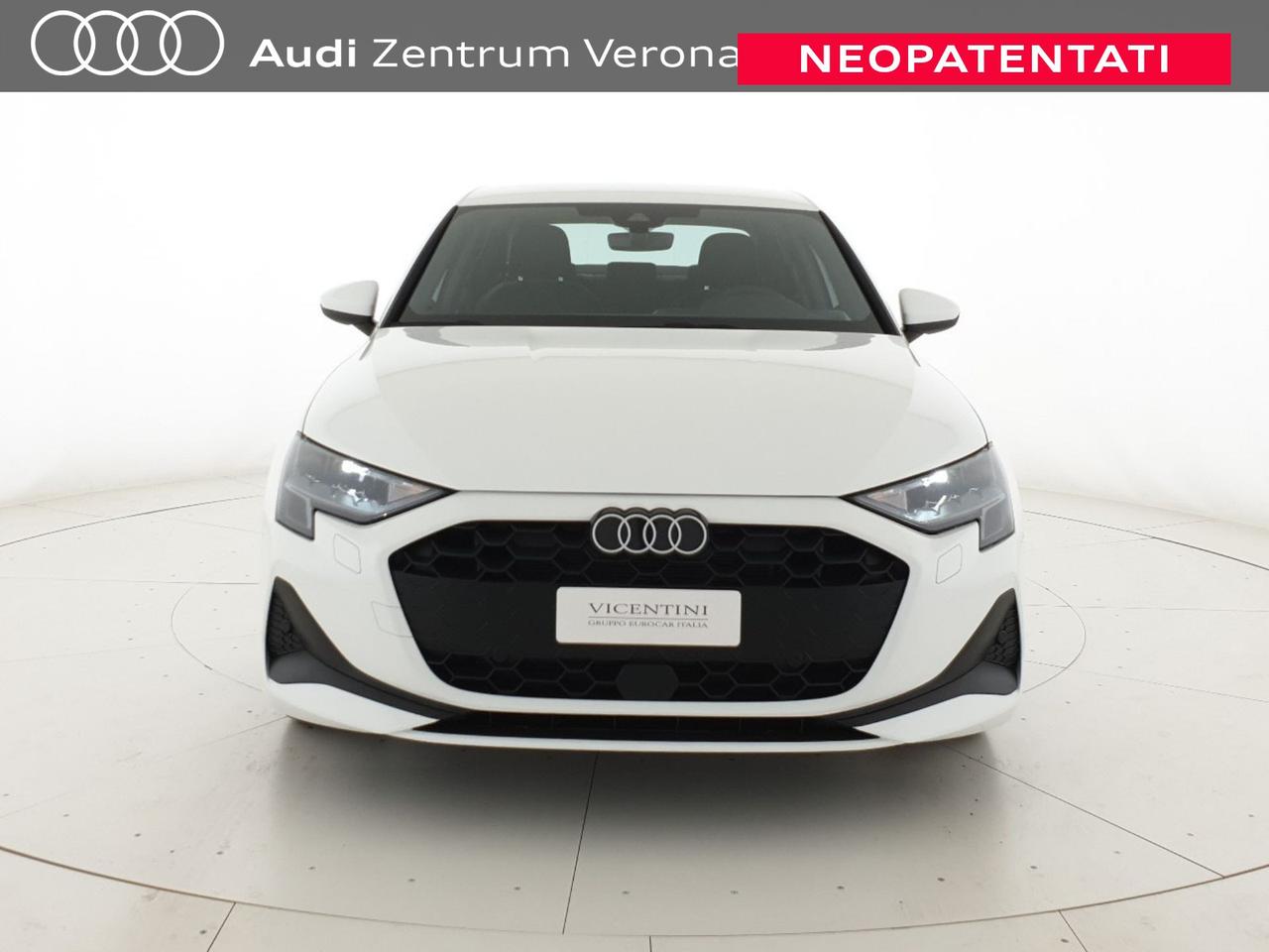 Sedan 30TFSI 116CV S tronic Business