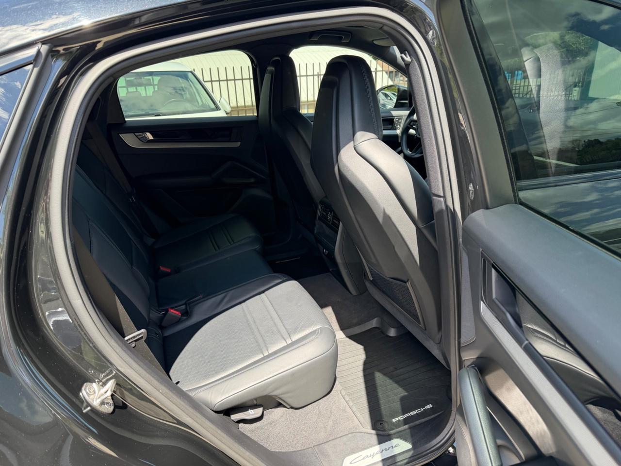 Porsche Cayenne Coupé 3.0 V6