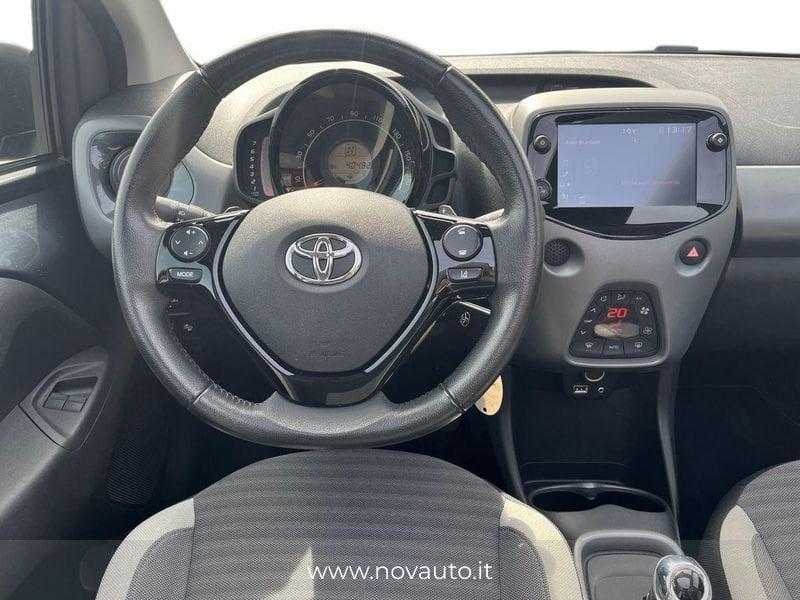 Toyota Aygo 1.0 VVT-i x-wave MMT