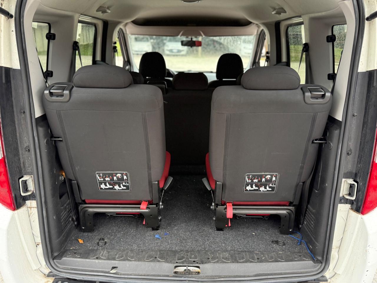 Fiat Doblo 7 posti 1.4 natural power 92mila KM