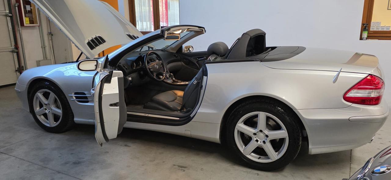 Mercedes-Benz SL350 Roadster