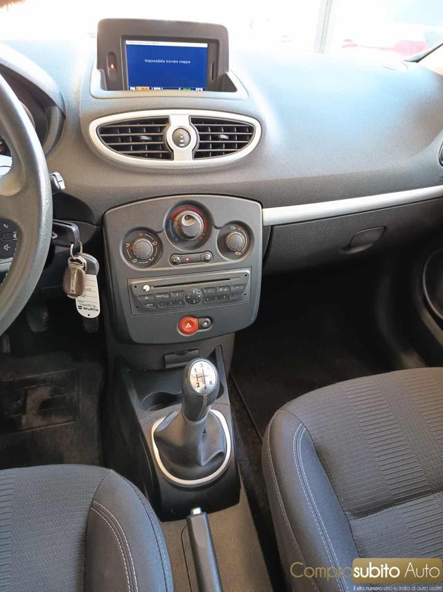 RENAULT Clio 1.2 16V 5 porte Confort