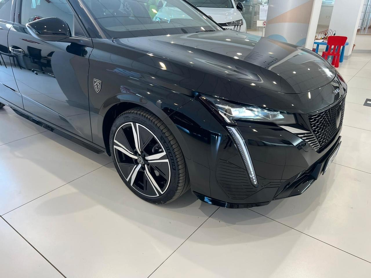 Peugeot 308 PureTech Turbo 130 S&S EAT8 SW GT