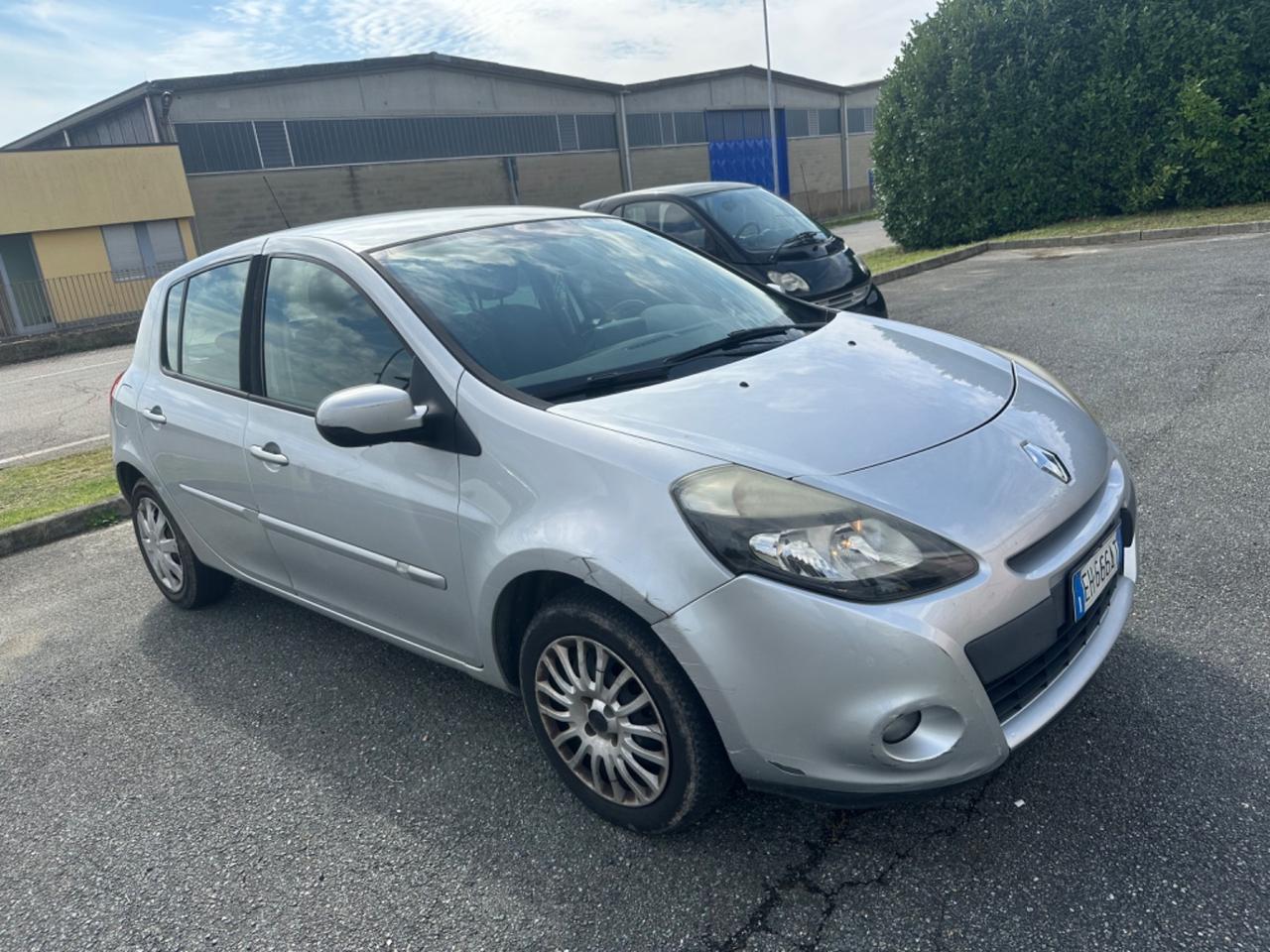 Renault Clio 1.2 16V 5 porte GPL Dynamique