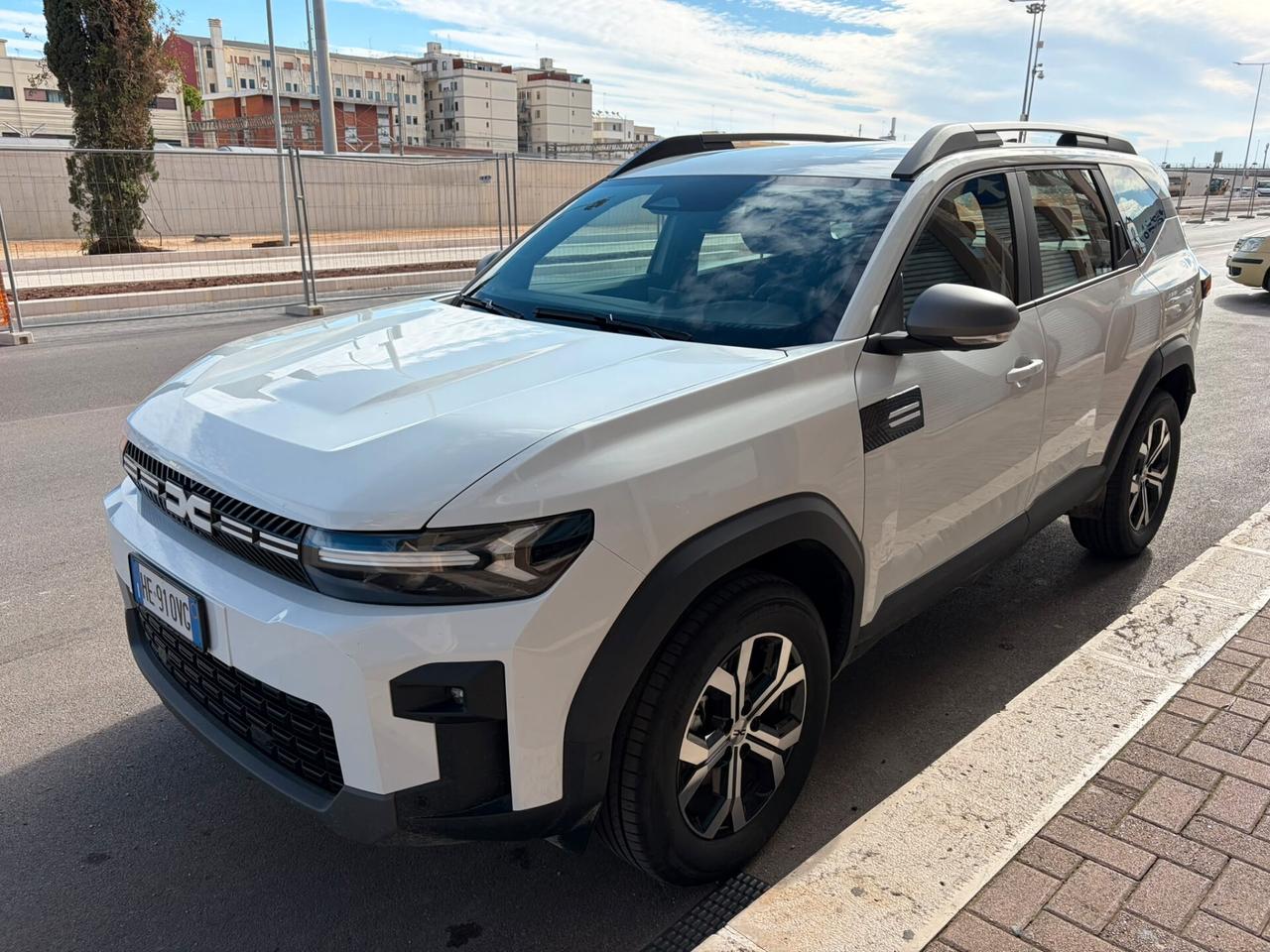 Dacia Bigster Hybrid 155 CV Expression