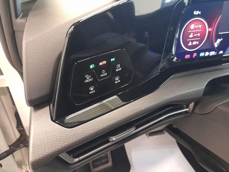 Volkswagen Golf GTI 2.0 TSI GTI DSG