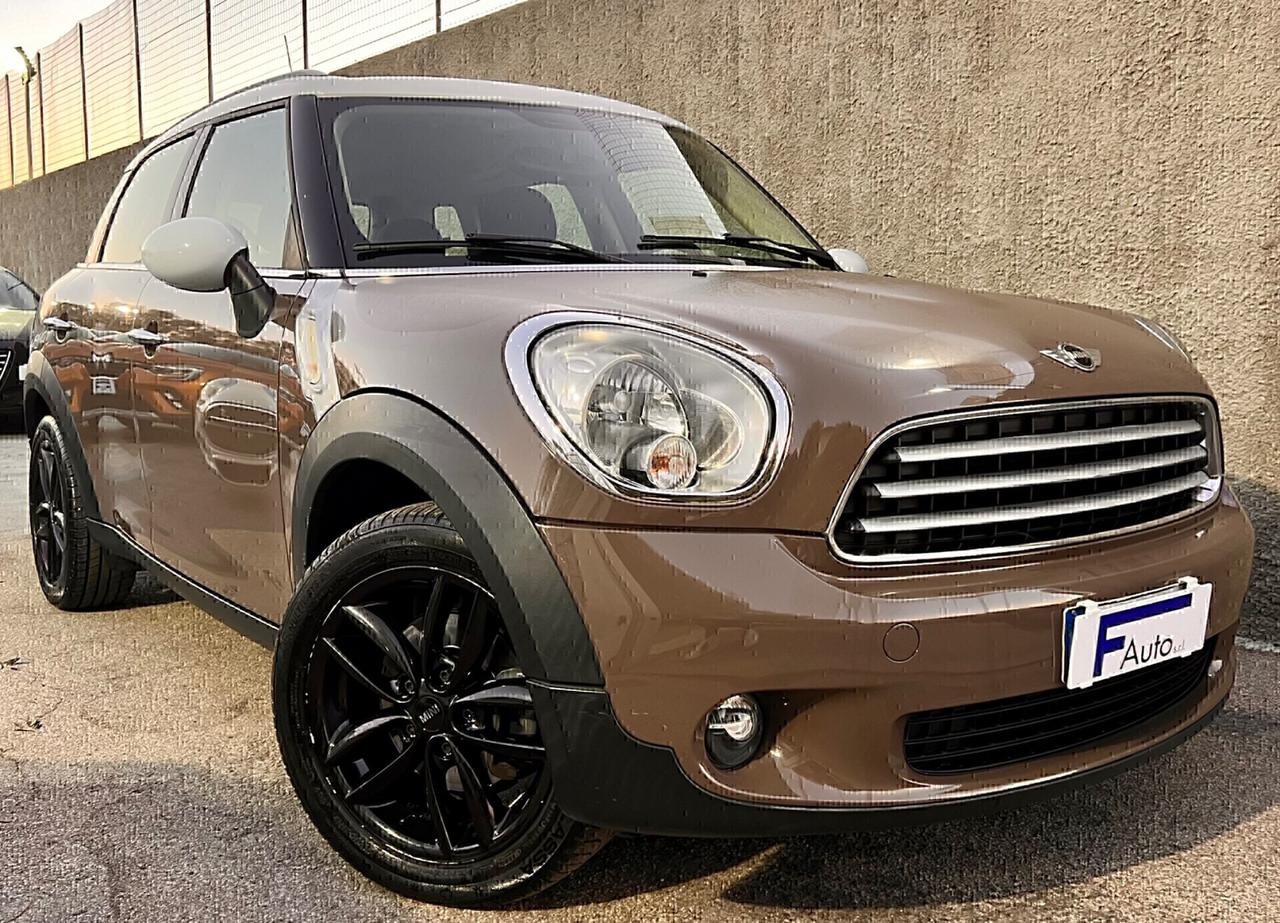 Mini Cooper D Countryman 1.6 ,cerchi in lega ,clima,ecc.