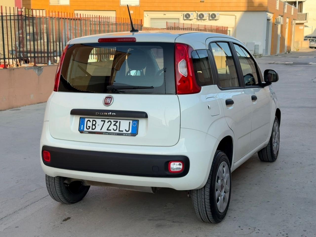 Fiat Panda 0.9 TwinAir Turbo Natural Power Lounge