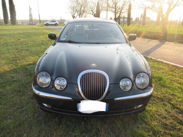 Jaguar S-Type 3.0 V6 Executive (ASI Bollo 156 euro)