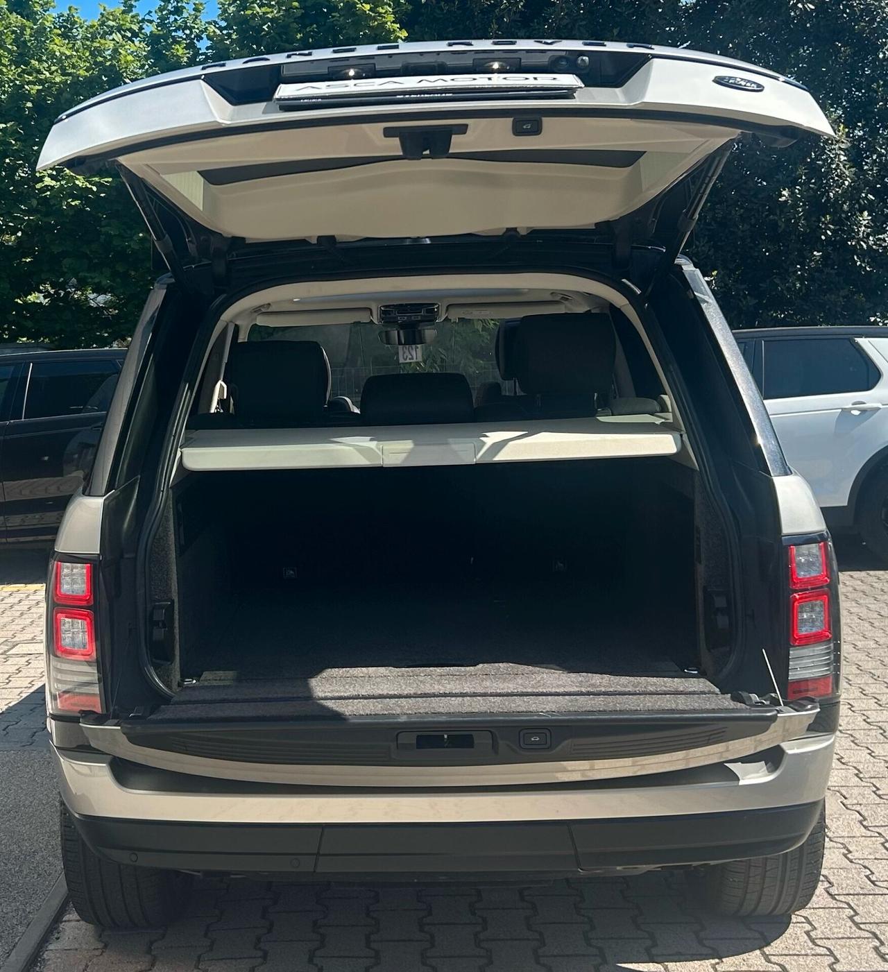 Land Rover Range Rover Range Rover 3.0 TDV6 Autobiography