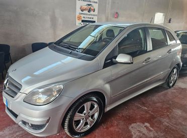 Mercedes-benz B 180 BlueEFFICIENCY Executive