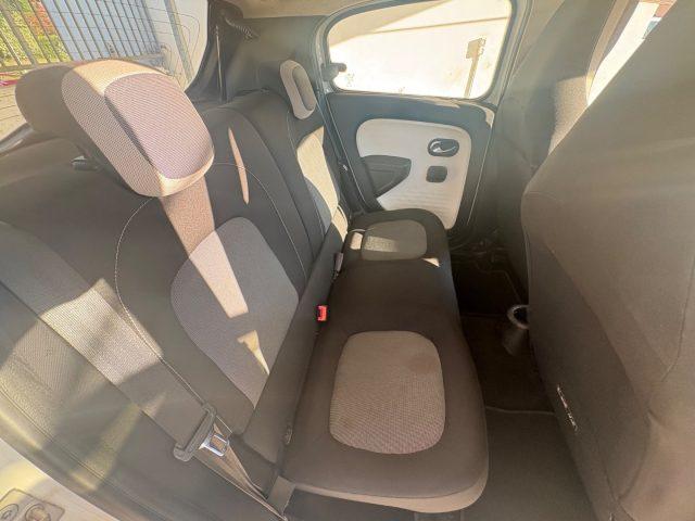 RENAULT Twingo SCe Zen OK NEOPATENTATI EURO 6 IN PRONTA CONSEGNA