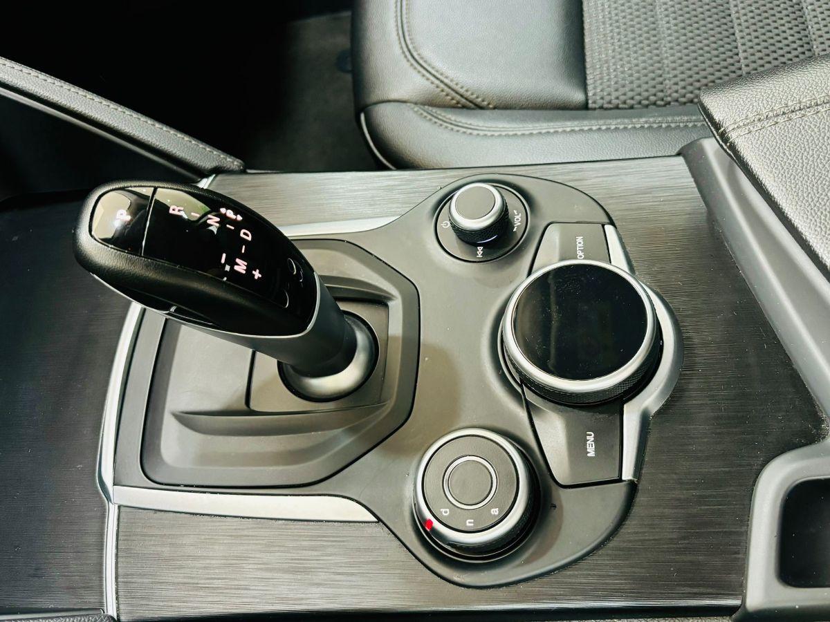 Alfa Romeo Stelvio 2.2 T.diesel 210 CV AT8 Q4 Exececutive