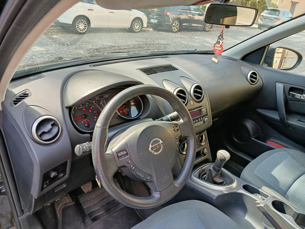 Nissan Qashqai 1.6 Acenta #6889
