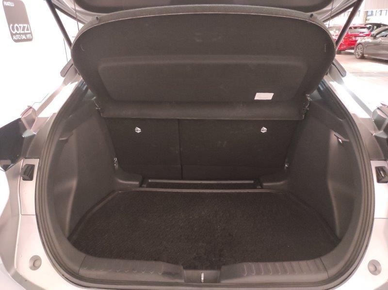 TOYOTA C-HR (2023-->) - C-HR 1.8 HV Trend