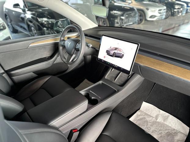 Tesla Model Y Model Y Long Range AWD