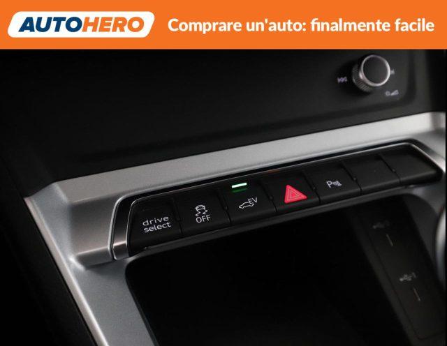AUDI Q3 45 TFSI e S tronic