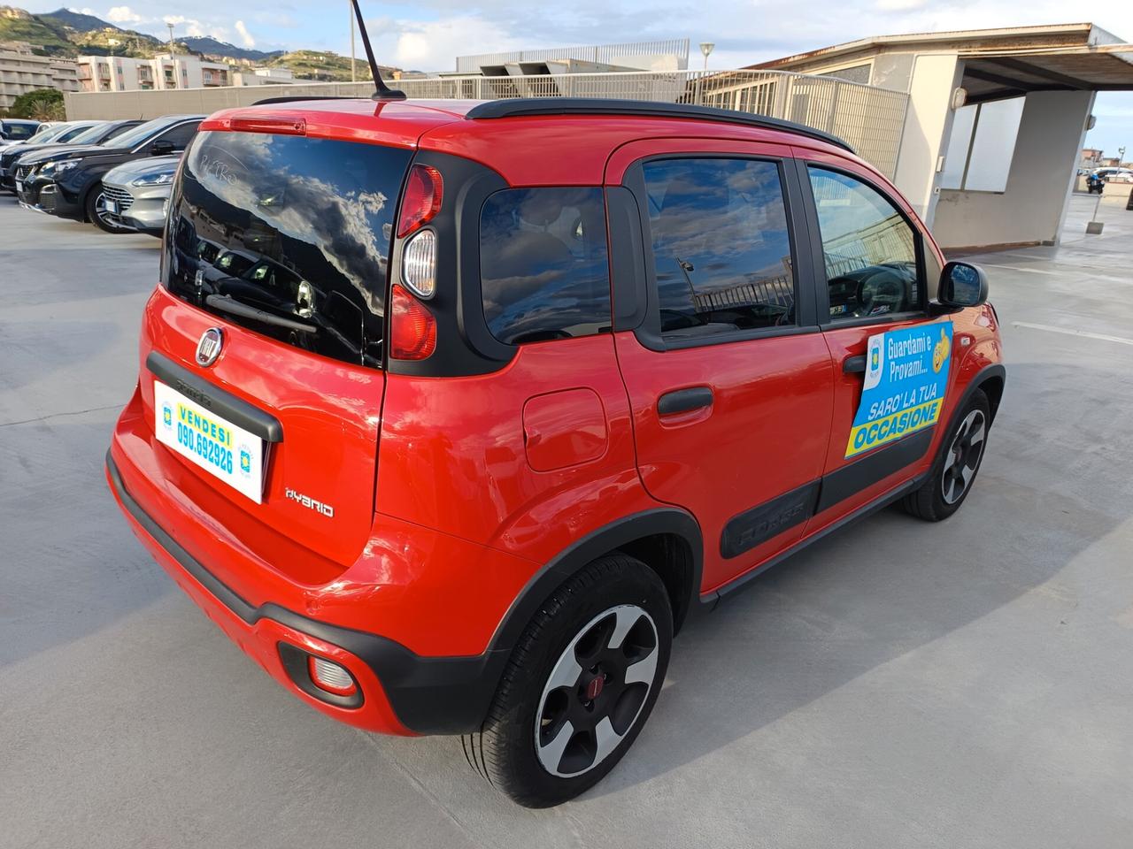 Fiat Panda 1.0 FireFly S&S Hybrid City Cross NEOPATENTATI