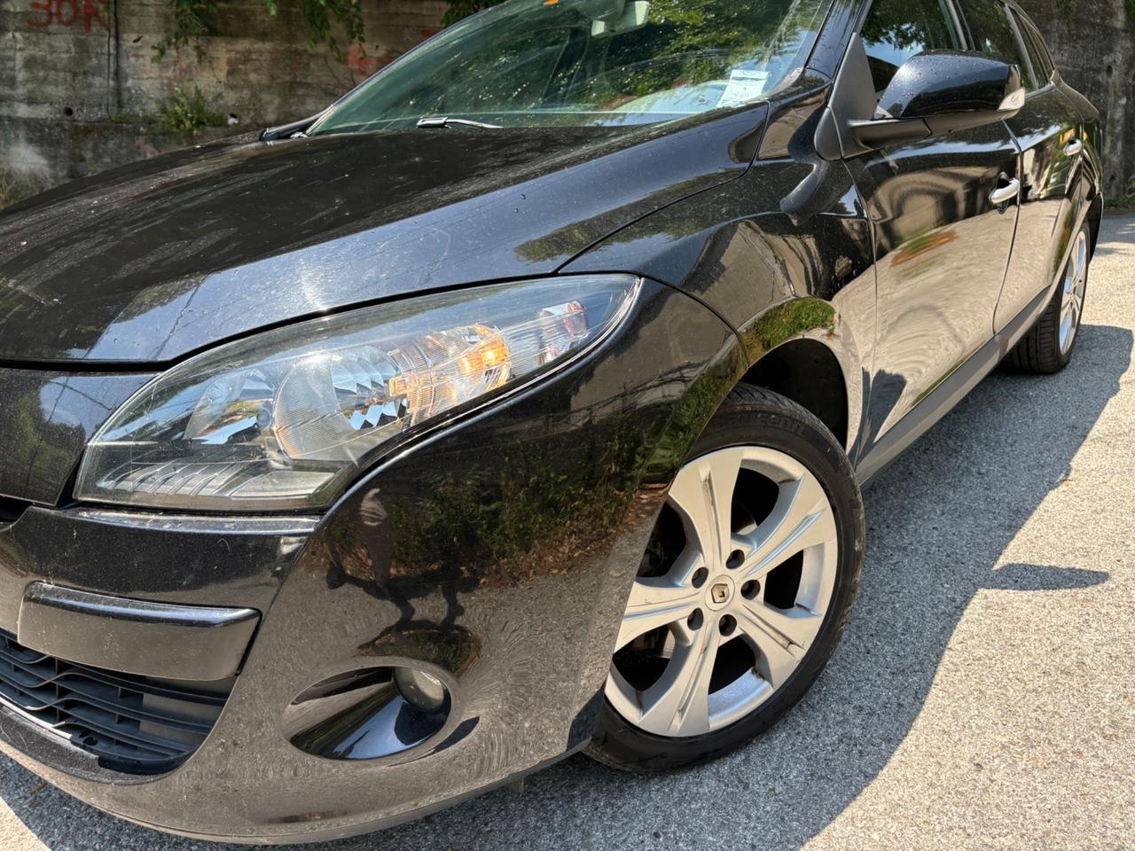 Renault Megane Mégane 1.5 dCi 110CV EDC SporTour Attractive