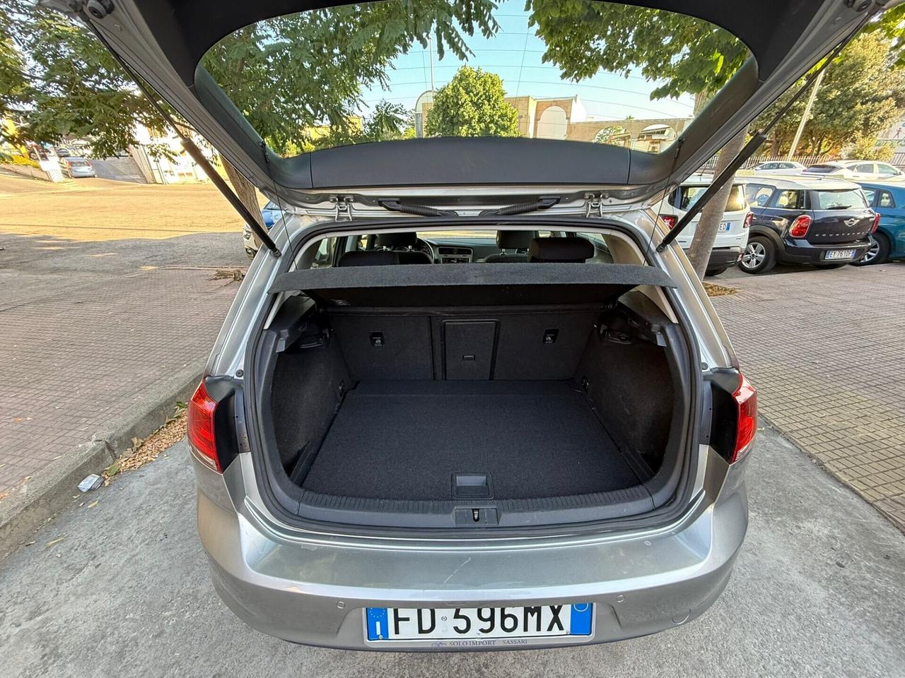 Volkswagen Golf 1.6 TDI DISTRIBUZIONE FATTA!