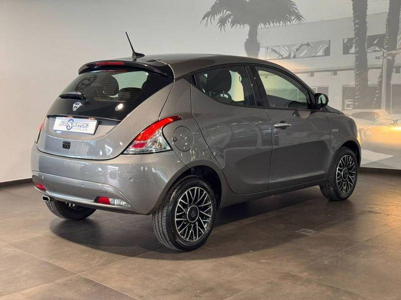 Lancia Ypsilon 3ª serie 1.0 FireFly 5 porte S&S Hybrid Platino
