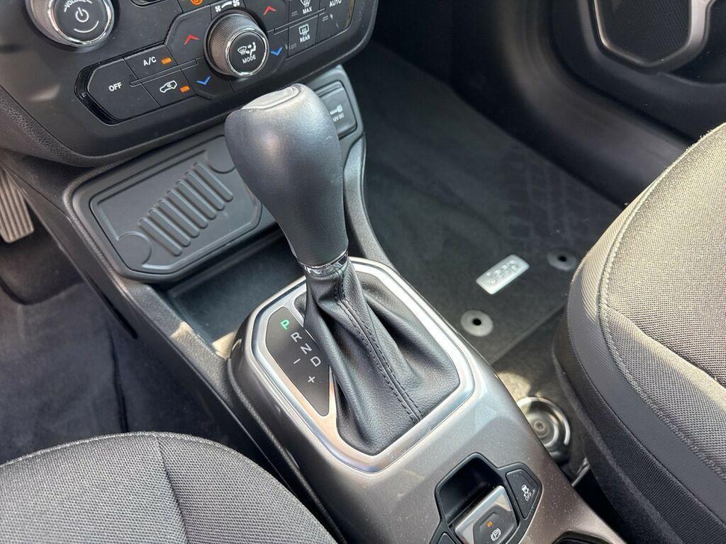 Jeep Renegade 1.3 T4 Limited 2WD DDCT