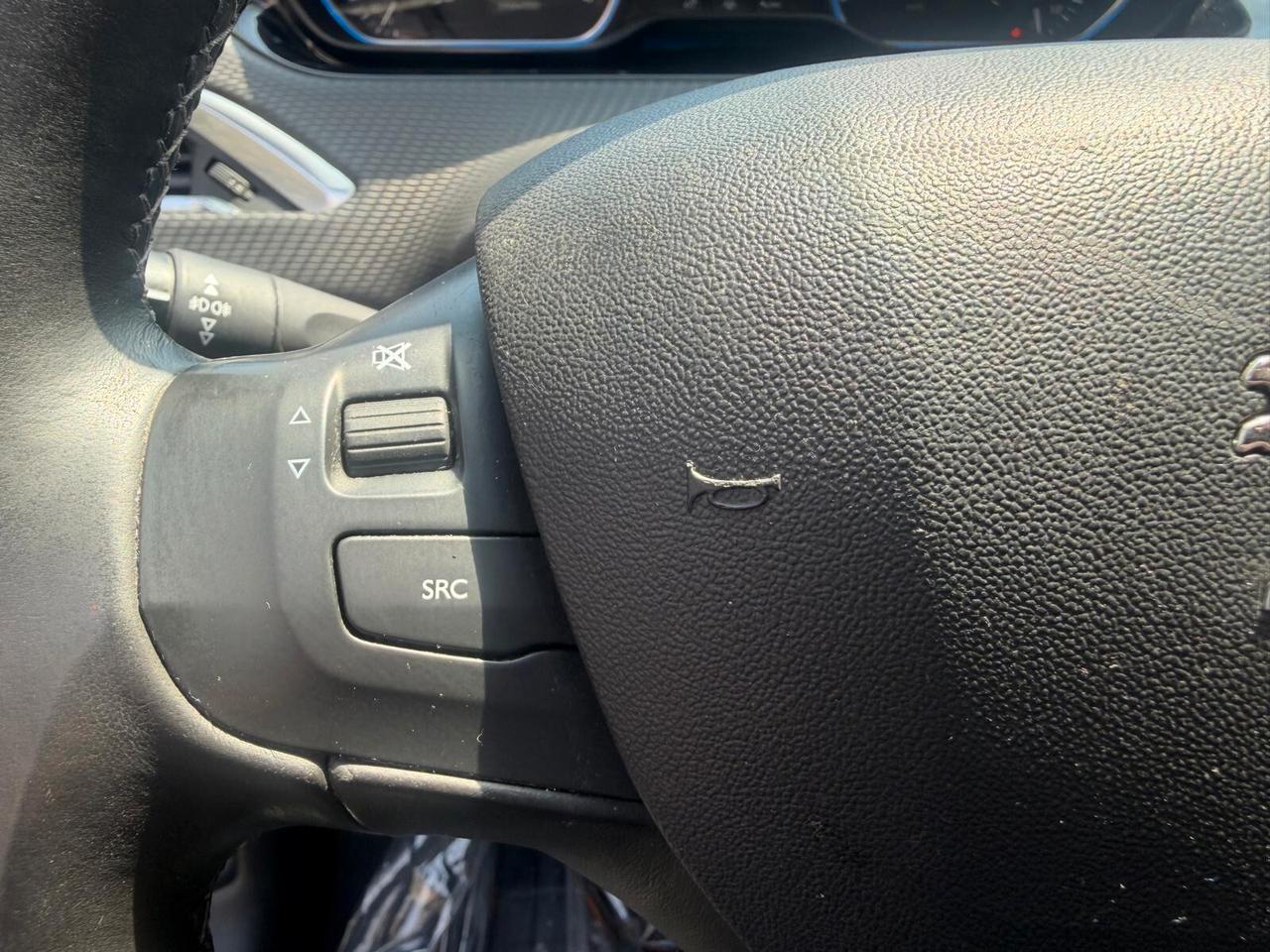 Peugeot 2008 1.6 e-HDi 92 CV Stop&Start Allure