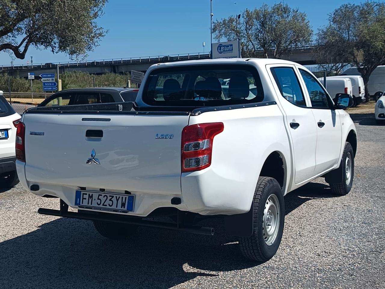 Mitsubishi L200 2017 - 2.4D 4X4 Lb automobili