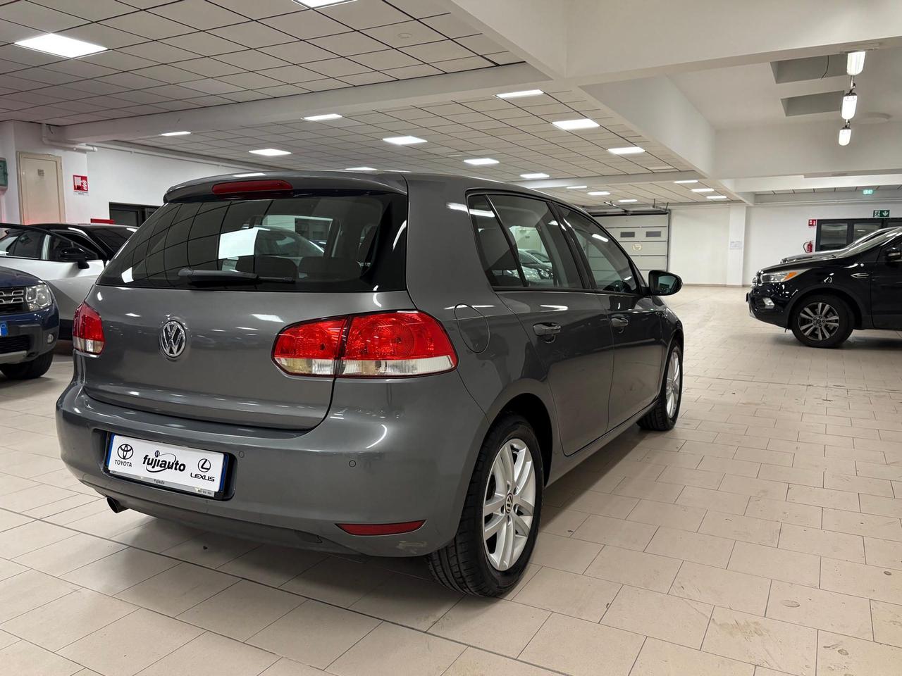 Volkswagen Golf 5p 1.6 tdi Highline dsg