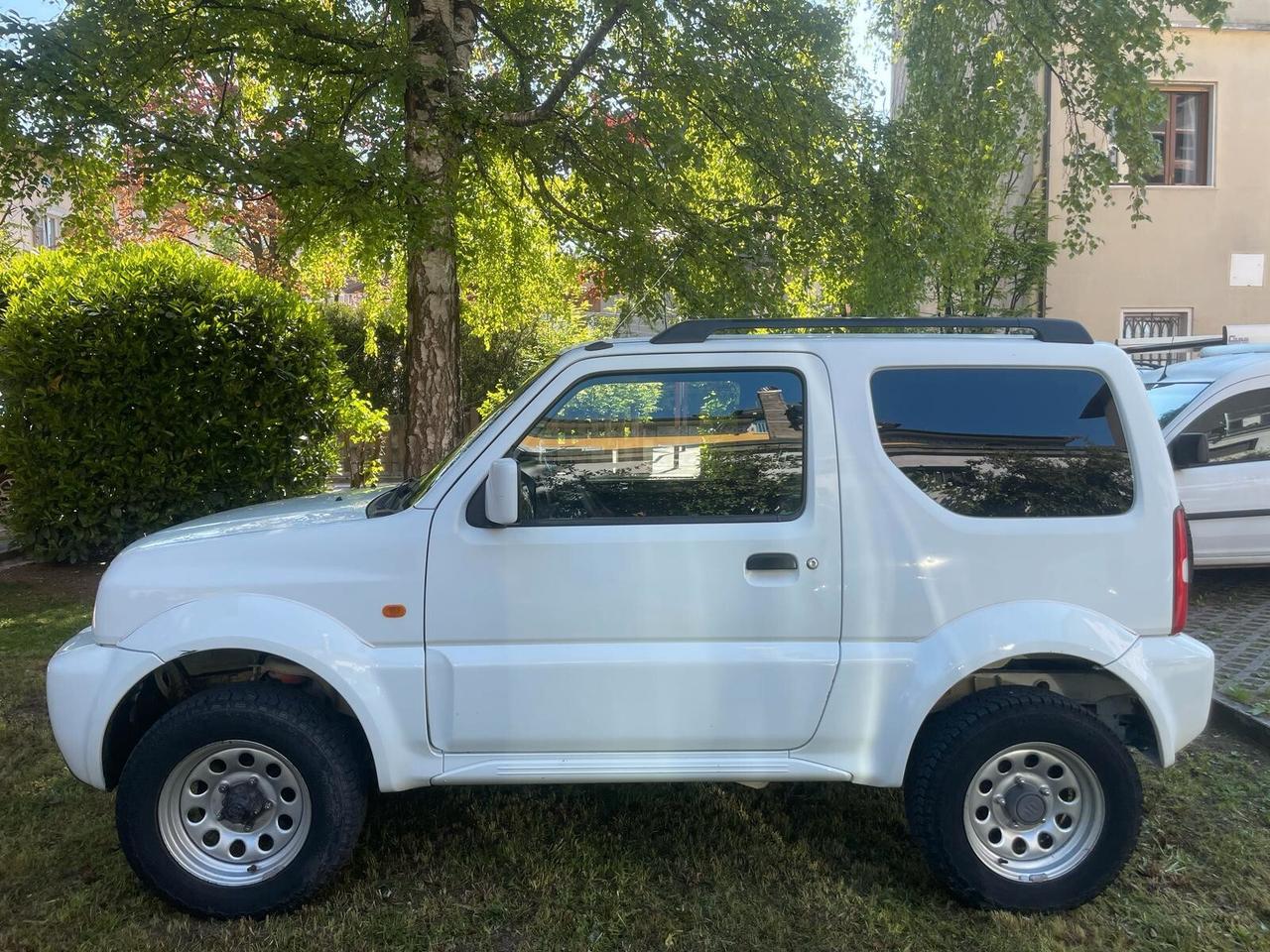 SUZUKI JIMNY 4WD 1.3 - GANCIO TRAINO - NEOPATENTATI