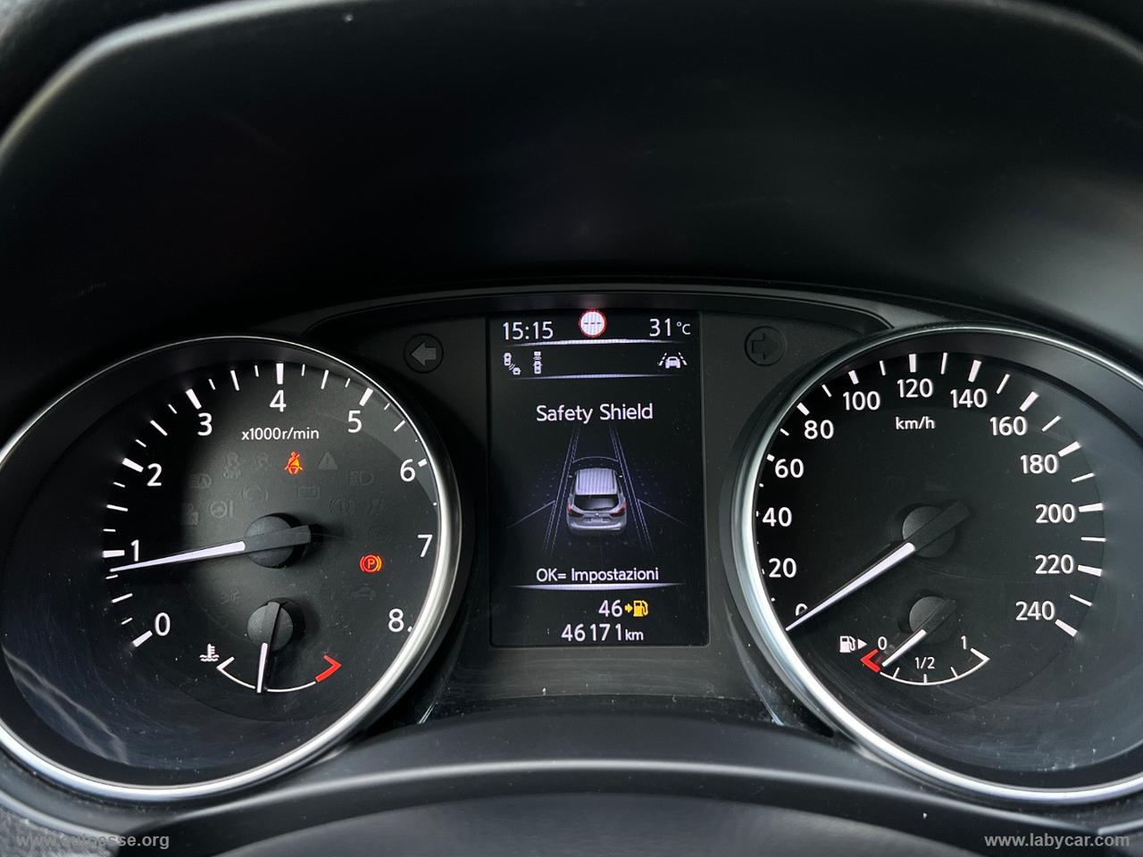 NISSAN Qashqai 1.2 DIG-T Tekna