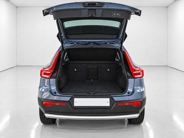 VOLVO XC40 T4 Recharge Plug-in Hybrid Inscription Expression