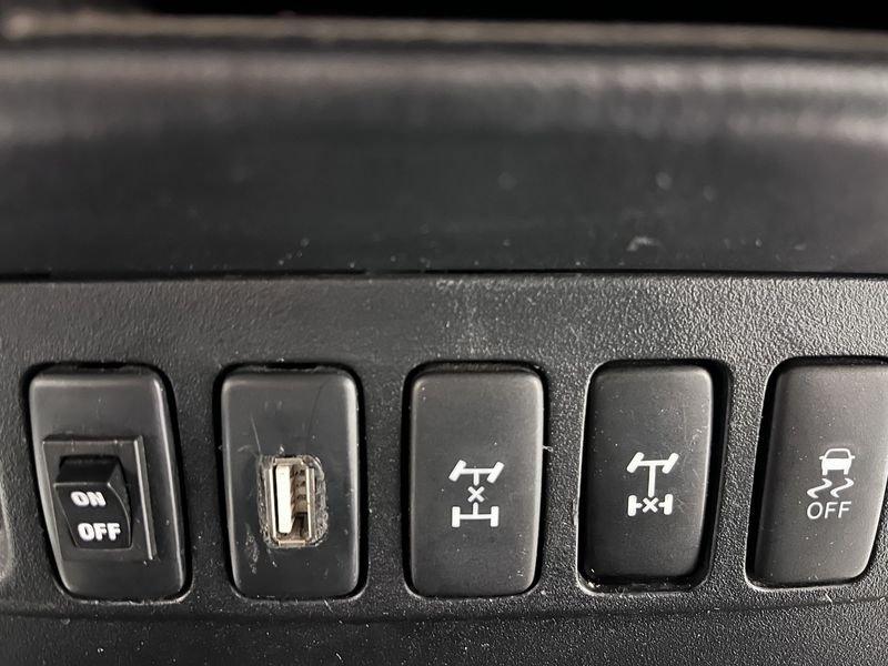 Toyota Hilux Hilux 3.0 D-4D aut.4WD 4p. DC Stylex