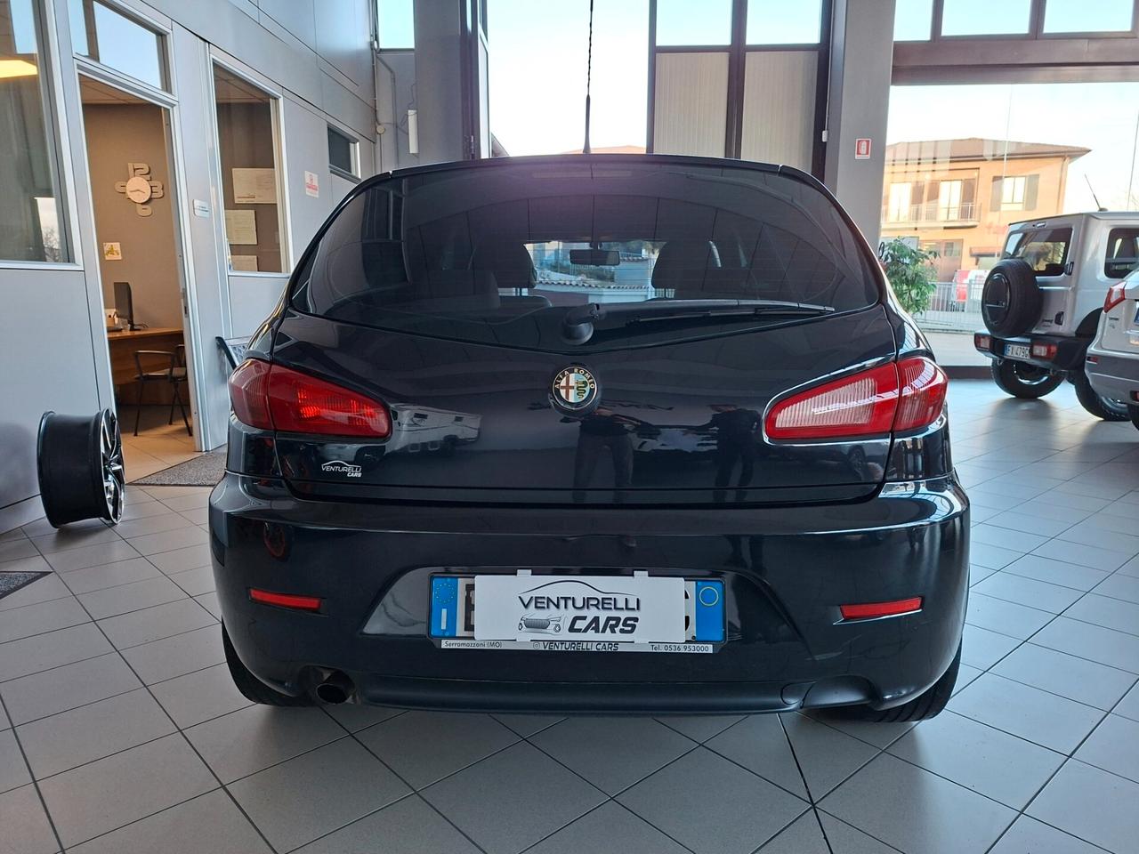 Alfa Romeo 147 1.9 JTD (120) 5 porte Moving