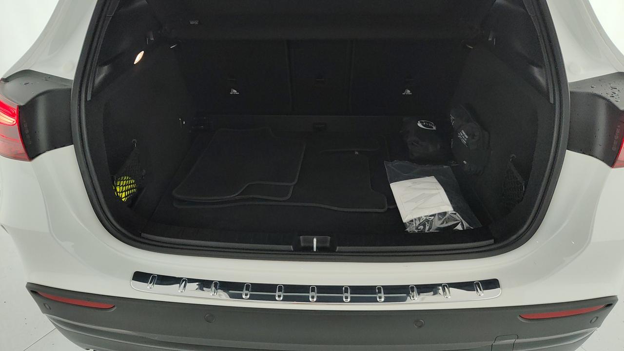 Mercedes-Benz GLA-H247 2023 - GLA 200 d AMG Line Premium 4matic auto