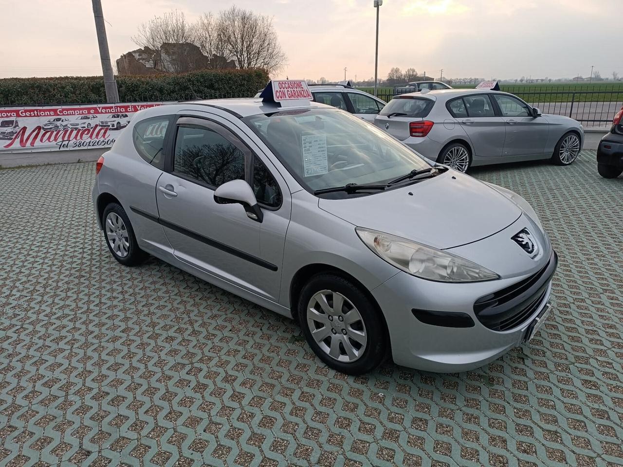 Peugeot 207 1.4 8V 75CV 3p. ONE Line
