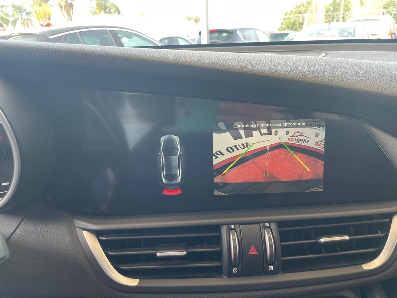 Alfa Romeo Giulia 2.0 Turbo 280 CV AT8 AWD Q4 Veloce