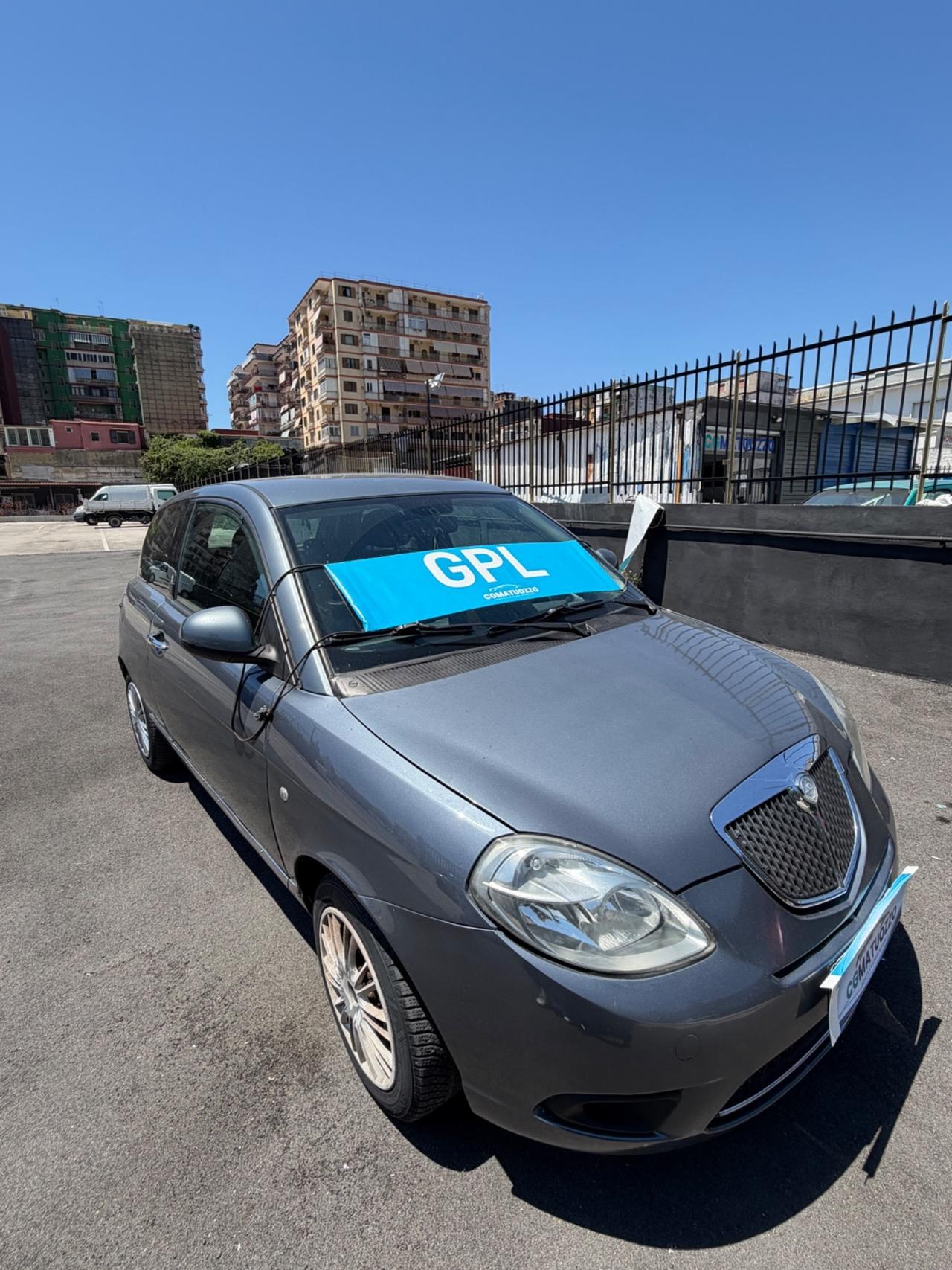 Lancia Ypsilon 1.2 69 CV Platinum
