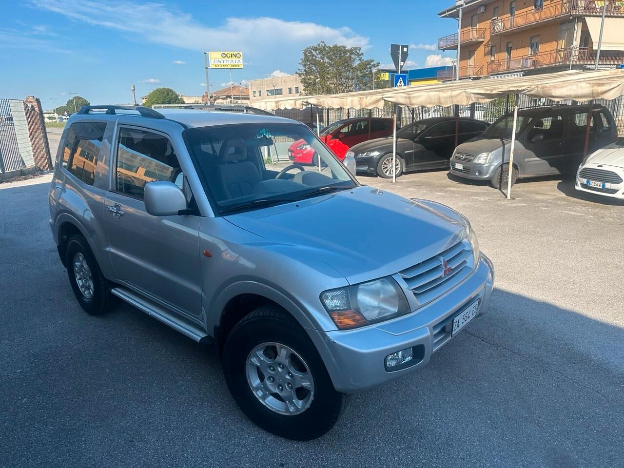 Mitsubishi Pajero 2.5 TDI 3p. GLX