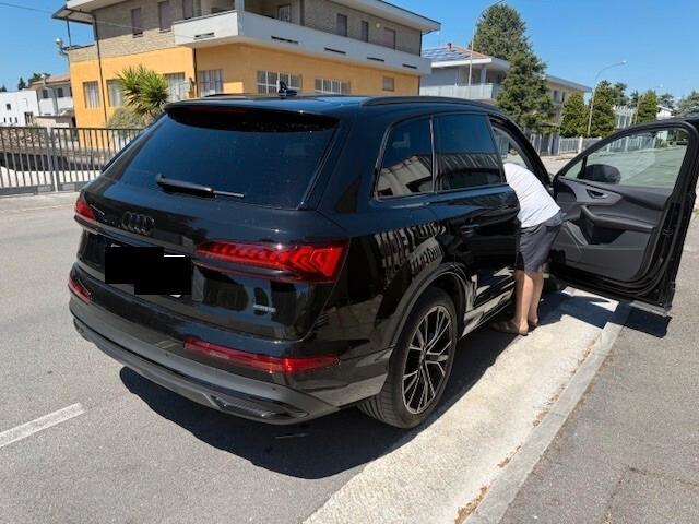 Audi Q7 SUV 45 TDI quattro tiptronic Business Advanced