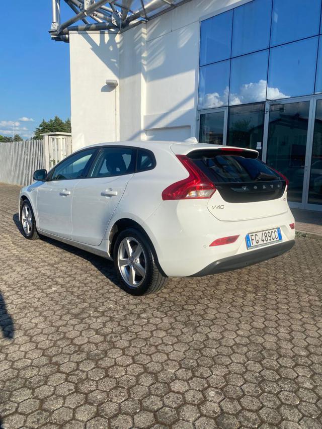 VOLVO V40 D2 Business NEO PATENTATO