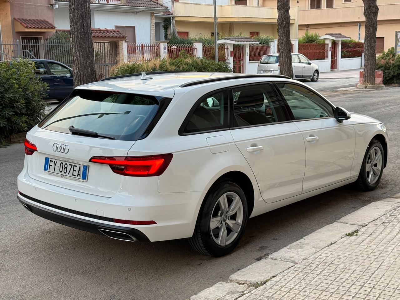 Audi A4 Avant 35 TDI Stronic *MATRIX *NAVI - 2019