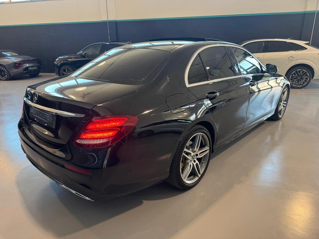 Mercedes-benz E 220 d Auto Premium AMG/TETTO/PELLE/MEMORY