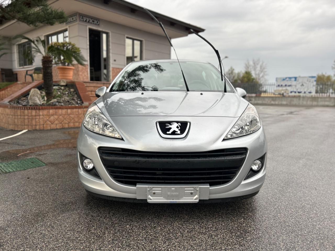 Peugeot 207 1.4 HDi 70Cv