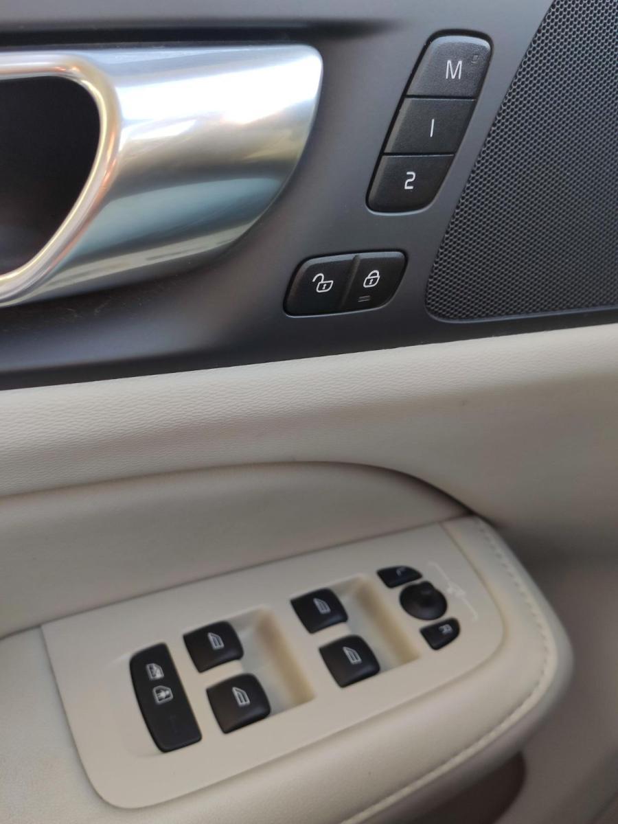 VOLVO - V60 - B4aut. Plus Bright